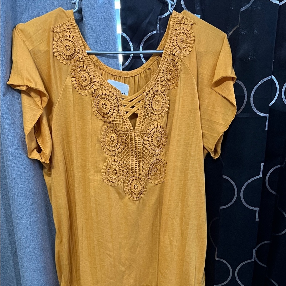 New York Laundry Mustard Crochet Accent Blouse